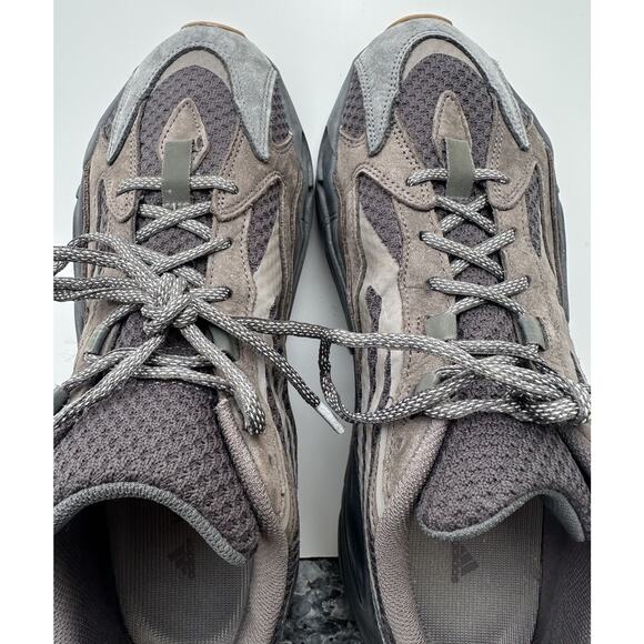 Adidas Yeezy Boost 700 V2 Geode EG6860 Men’s Size 13 main image 10